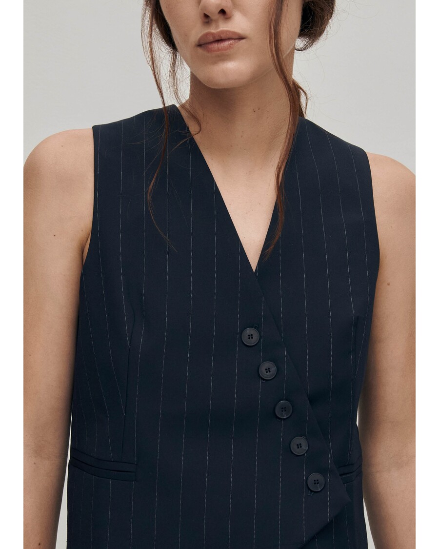 Alohas Poppy Navy Vest