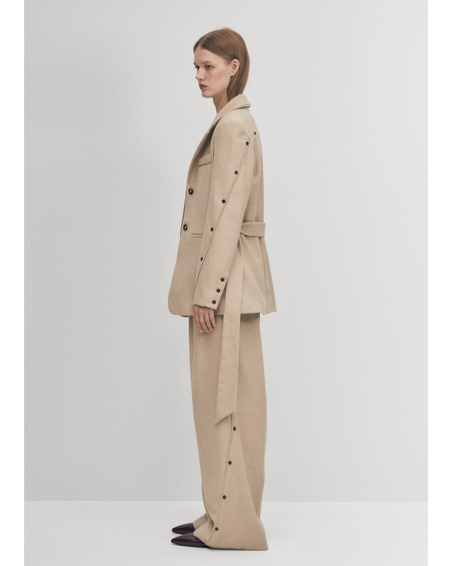 Alohas Beth Beige Blazer