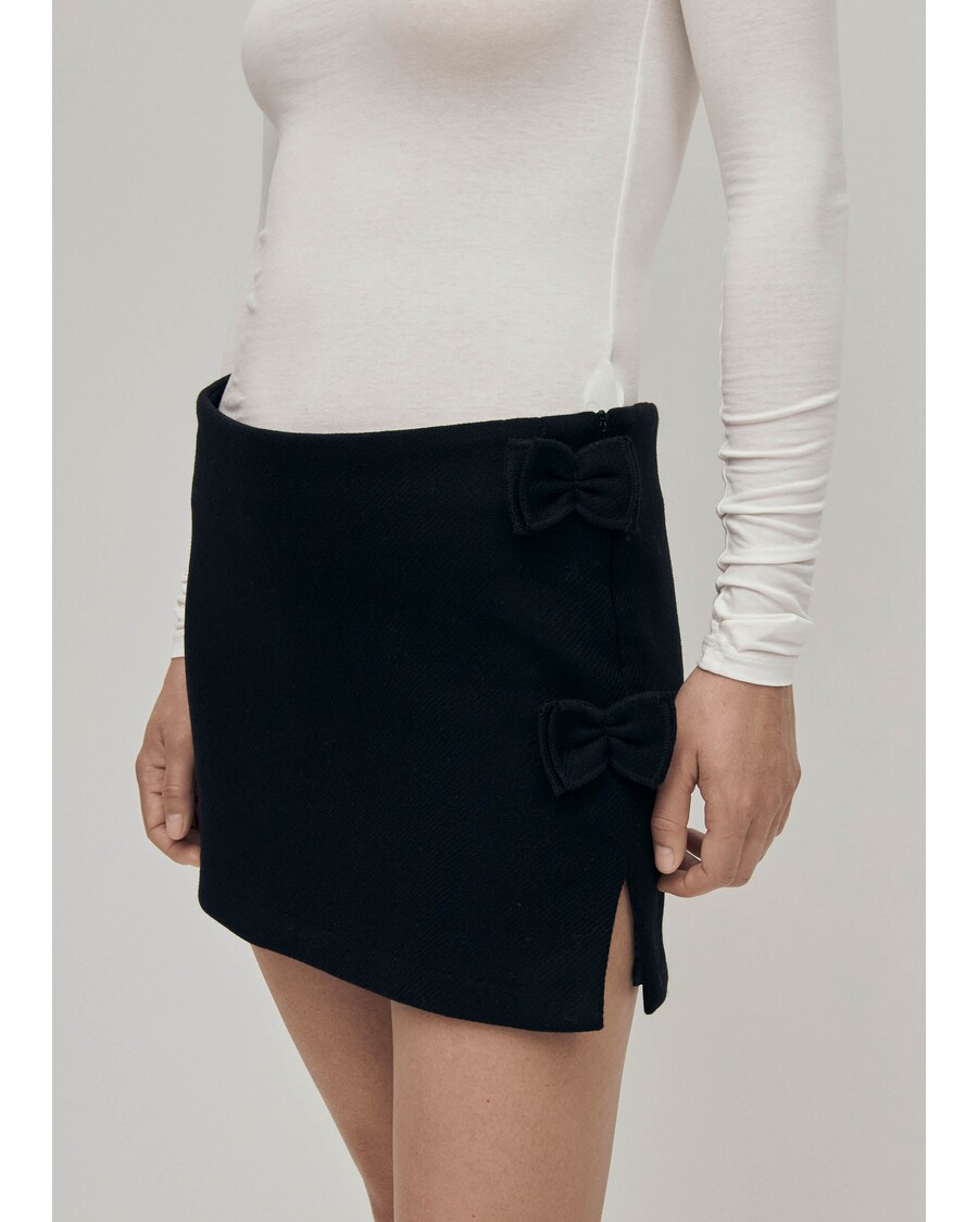 Alohas Minzi Black Skirt