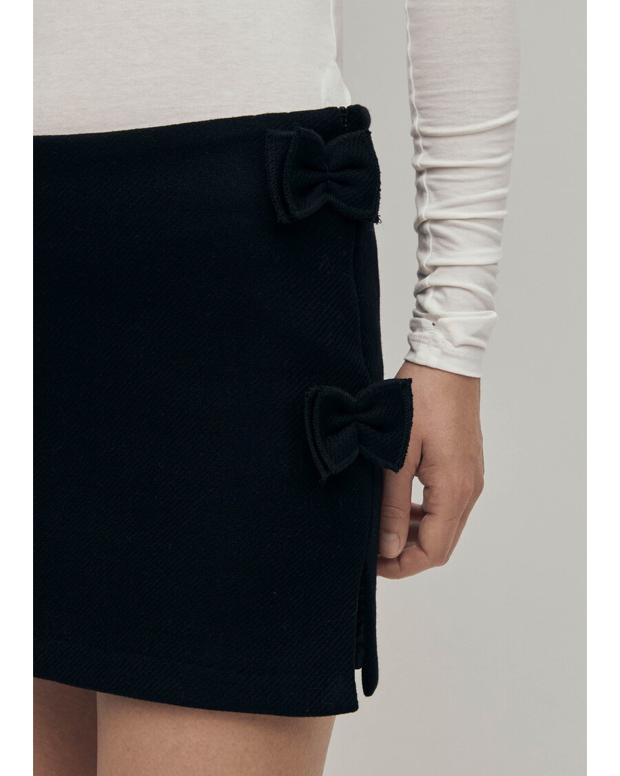 Alohas Minzi Black Skirt
