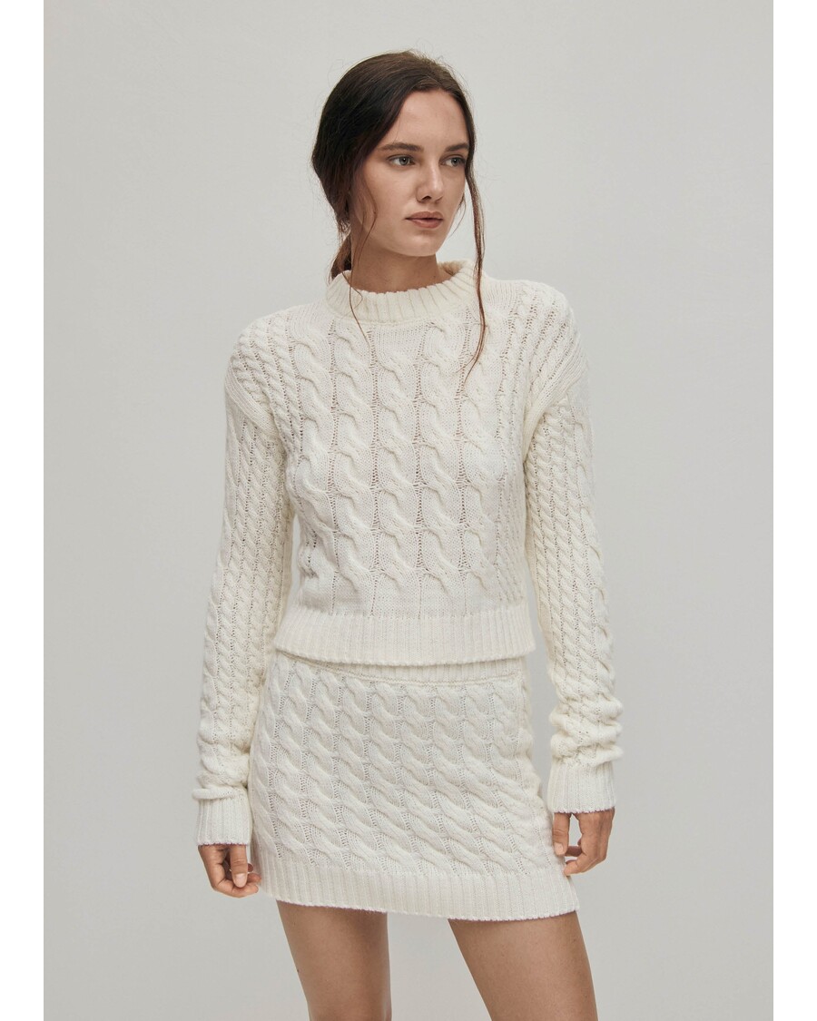 Alohas Blossom White Tricot Sweater
