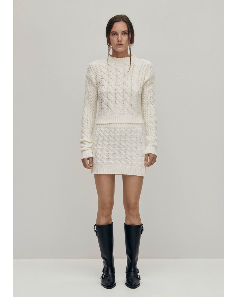Alohas Blossom White Tricot Sweater