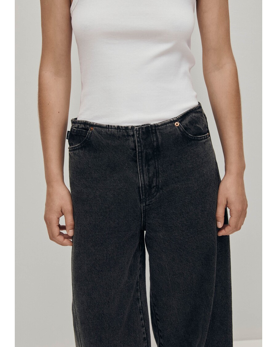 מכנסי ג'ינס שחורים של Alohas Magda