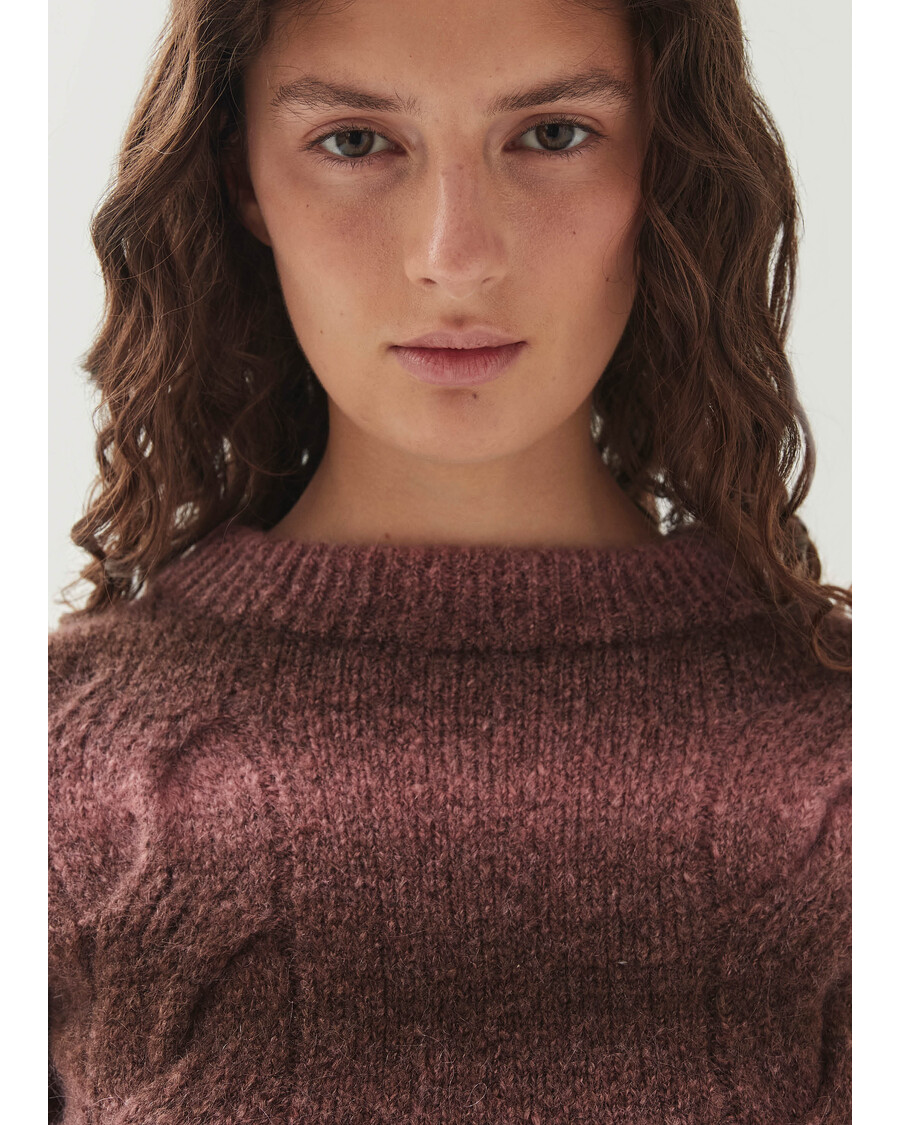 алохас осиновый розовый свитер