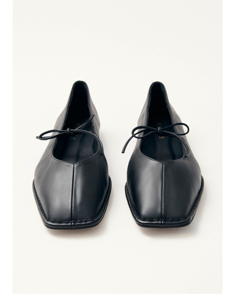 Alohas Sway Black Leather Ballet Flats
