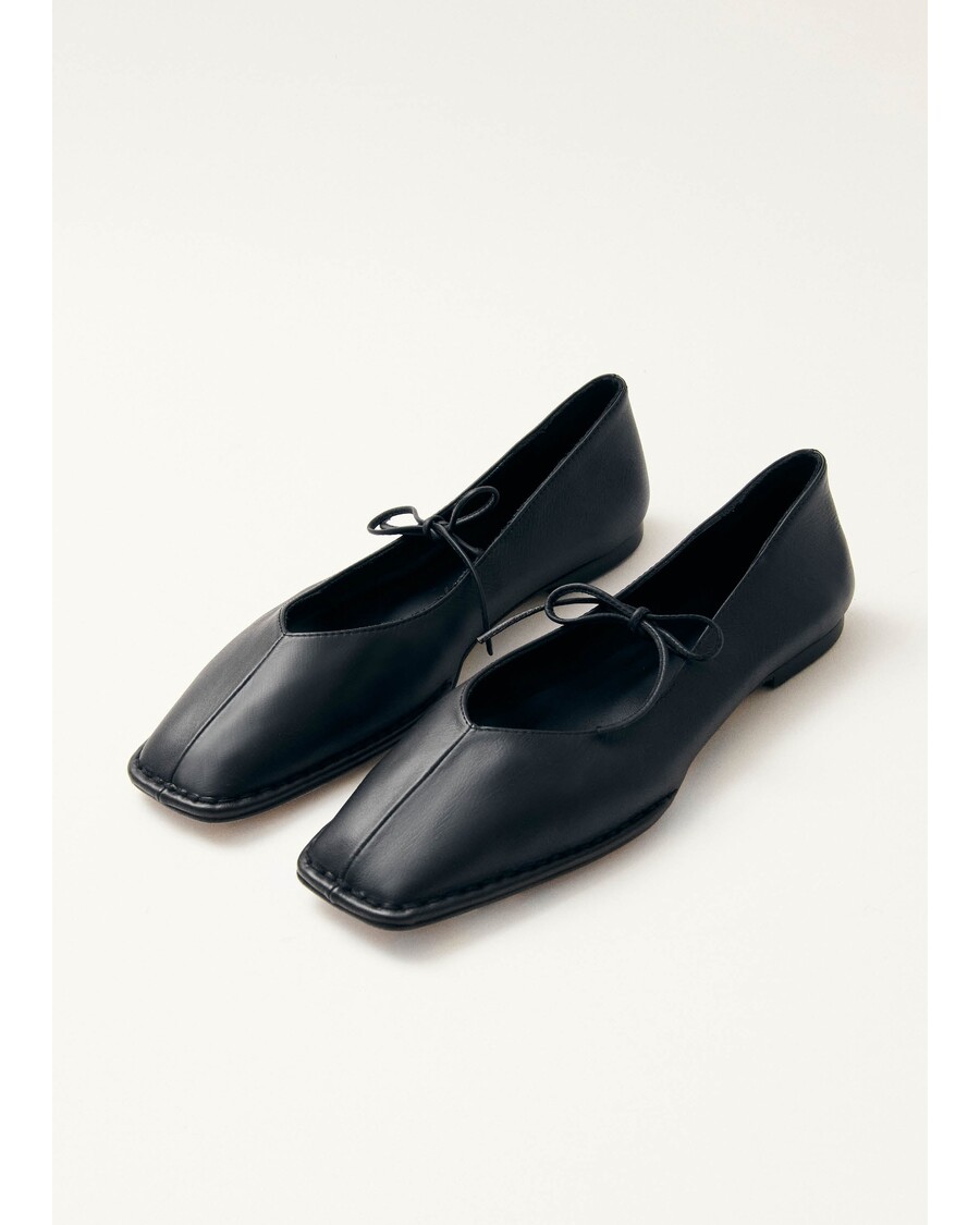 Alohas Sway Black Leather Ballet Flats