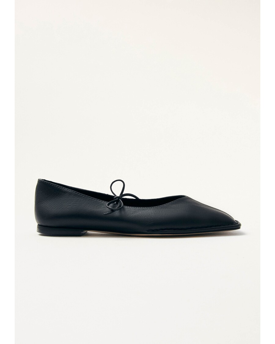 Alohas Sway Black Leather Ballet Flats