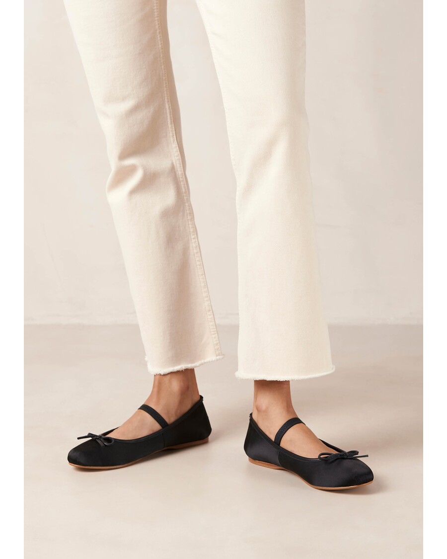Alohas Odette Black Ballet Flats