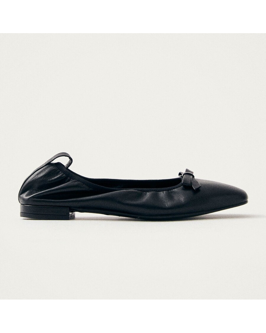 Alohas Freya Black Leather Ballet Flats