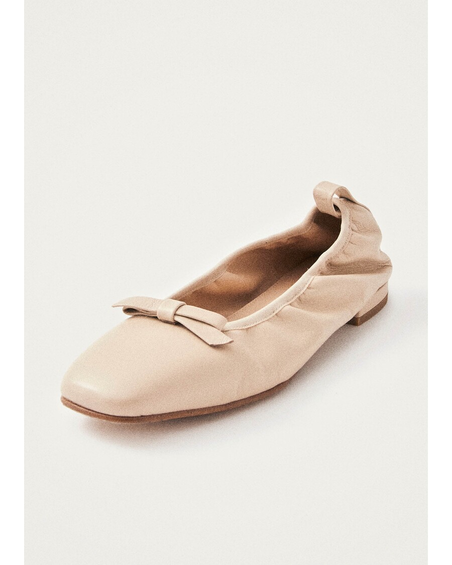 Alohas Freya Balletlejligheder I Creme Læder