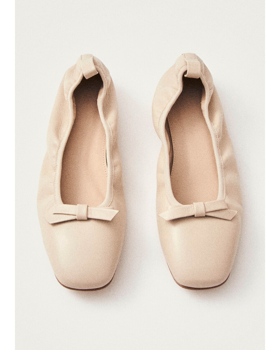 Alohas Freya Balletlejligheder I Creme Læder