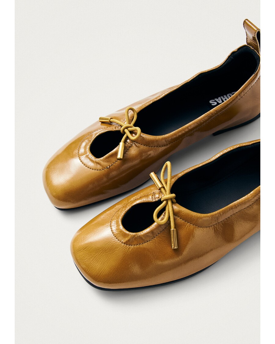 Alohas Rosalind Onix Caramel Leather Ballet Flats