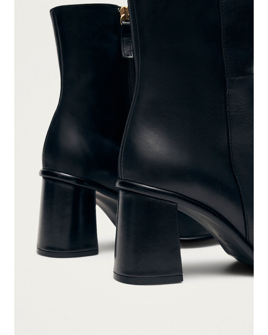 Alohas West Vintage Total Black Leather Ankle Boots