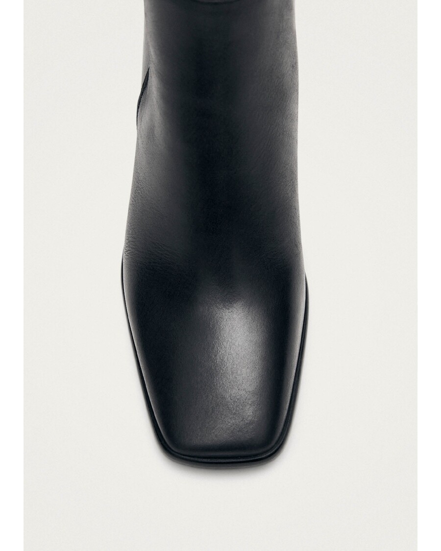 Alohas West Vintage Total Black Leather Ankle Boots