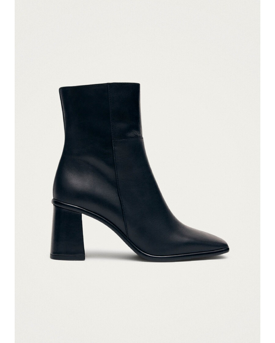 Alohas West Vintage Total Black Leather Ankle Boots