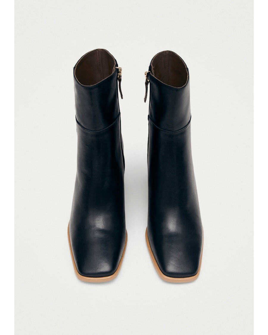 Alohas West Vintage Black Leather Ankle Boots