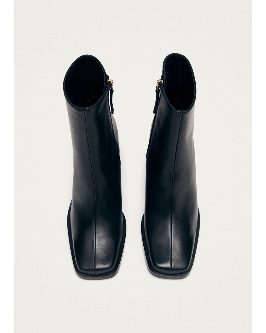 Alohas South Black Leather Ankle Boots