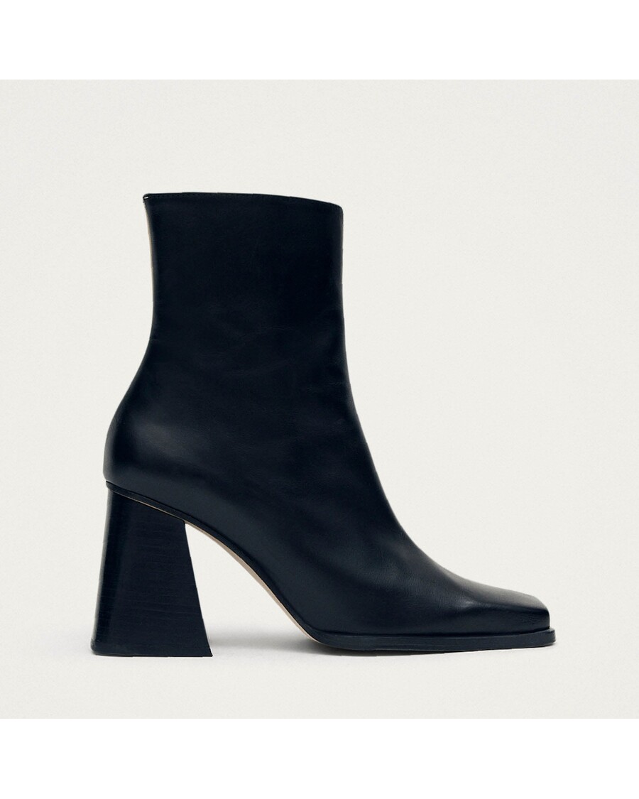 Alohas South Bicolor Stone Beige Black Leather Ankle Boots