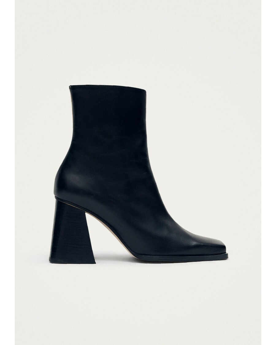 Alohas South Bicolor Stone Beige Black Leather Ankle Boots