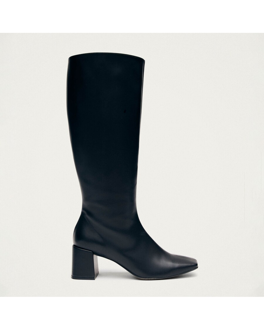 Alohas Chalk Black Vegan Leather Boots