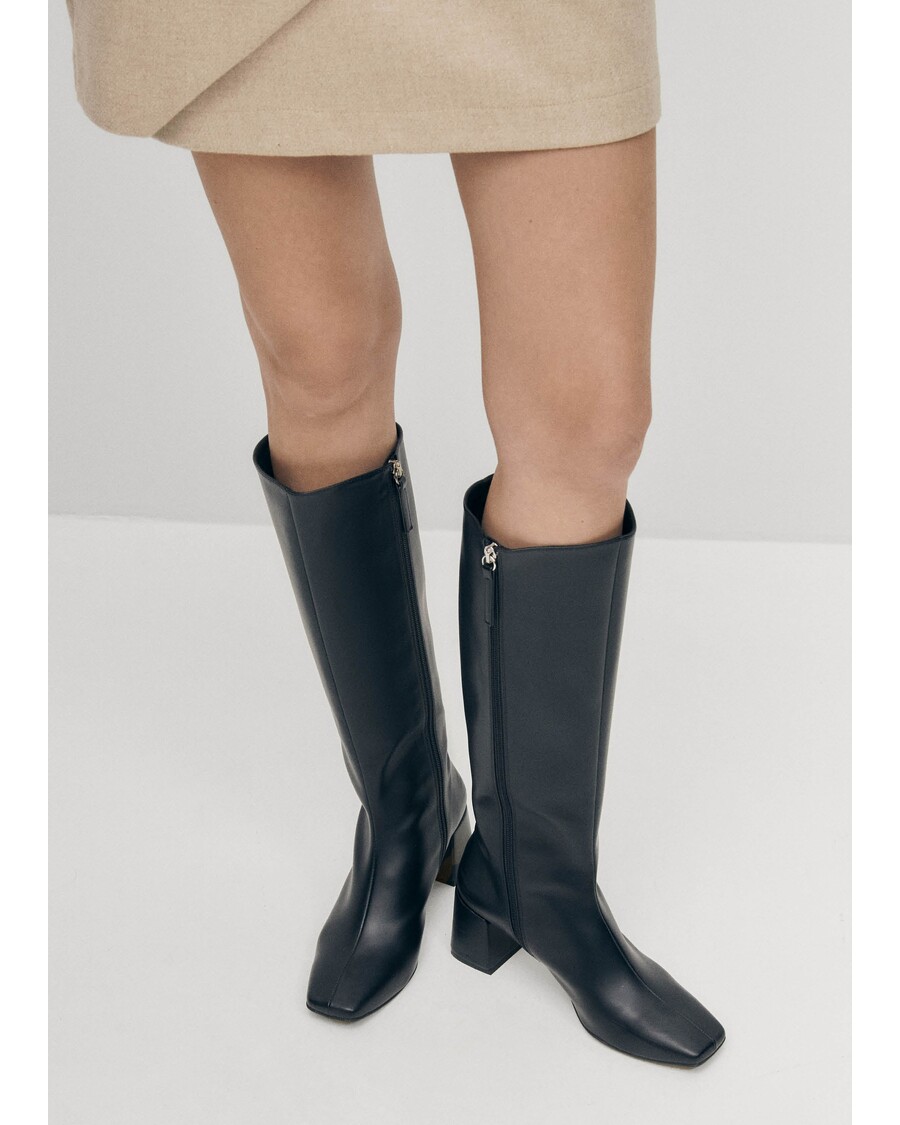 Alohas Chalk Black Vegan Leather Boots