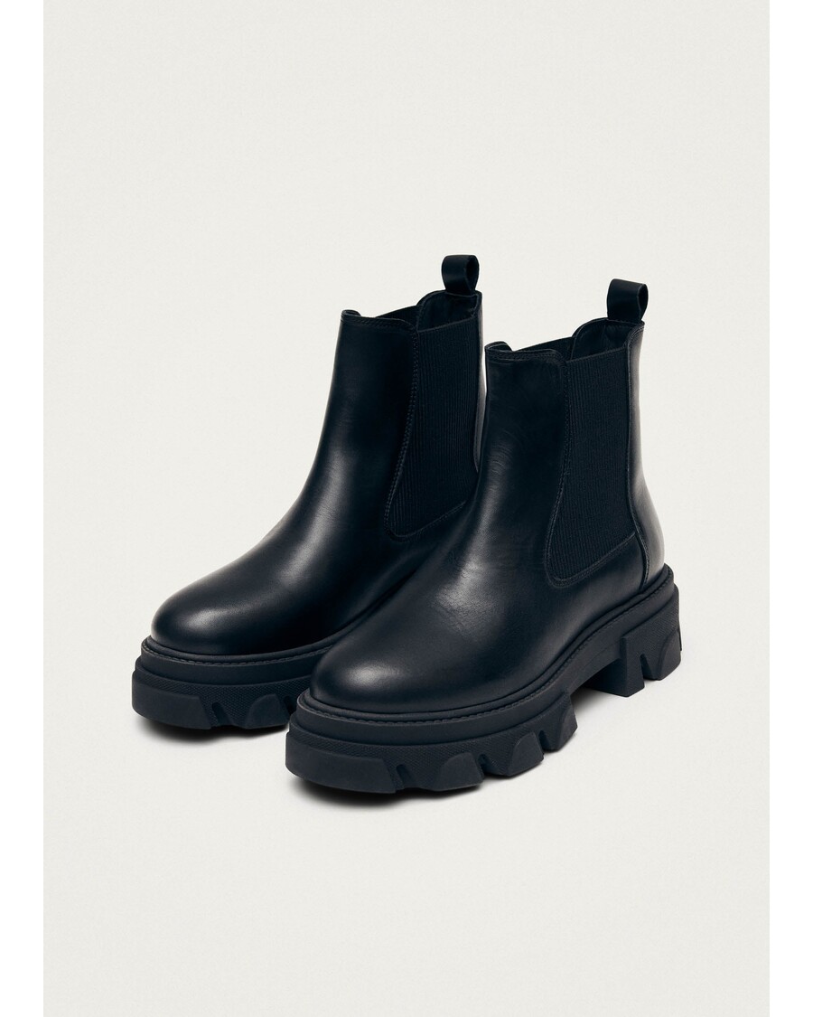 Alohas Berenice Black Leather Ankle Boots