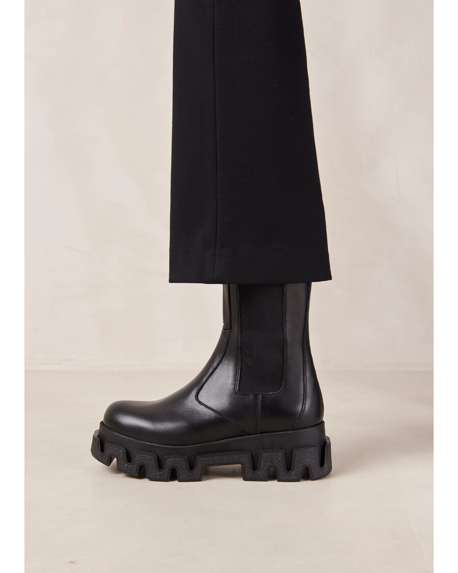 Alohas Anastasia Black Leather Ankle Boots