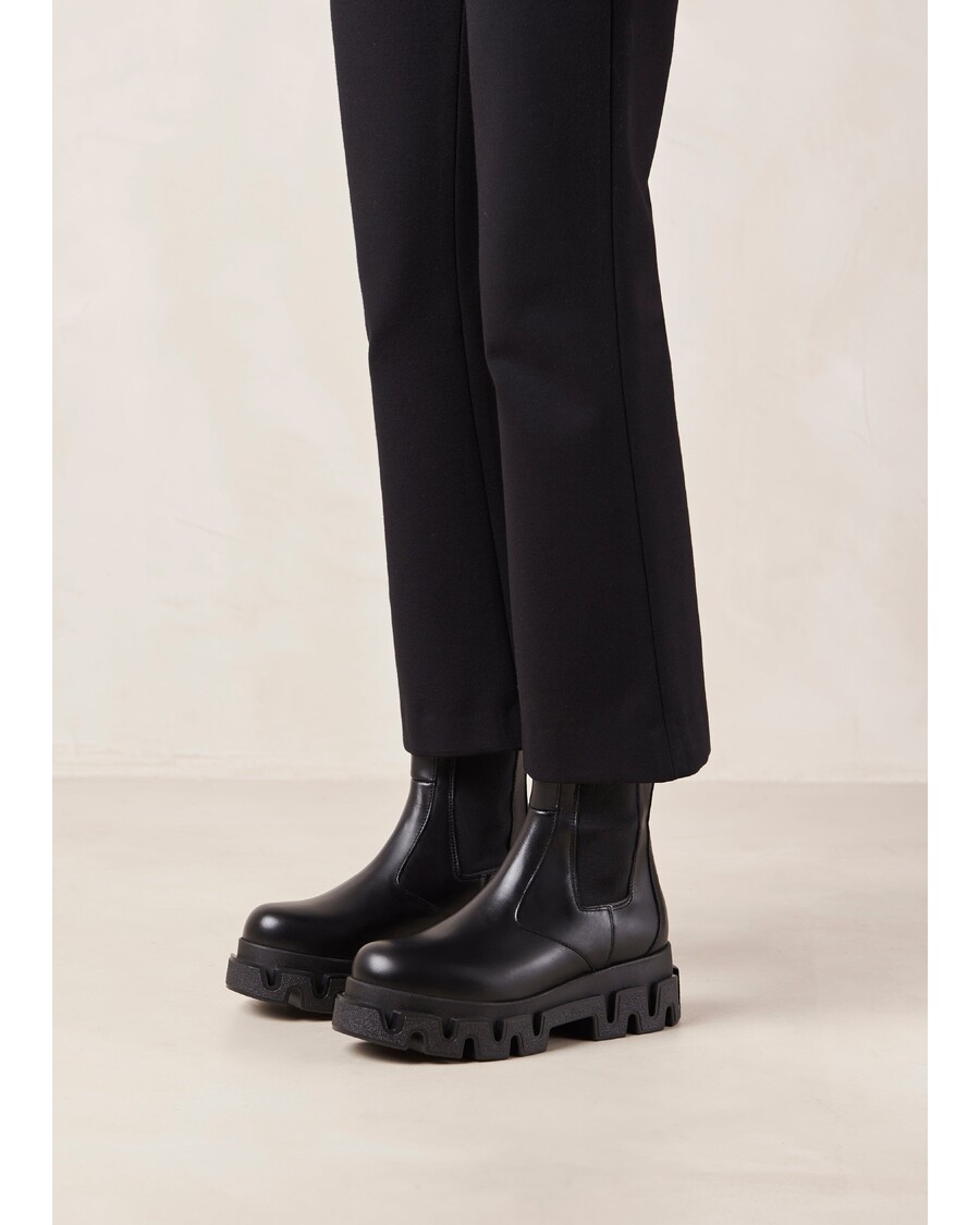 Alohas Anastasia Black Leather Ankle Boots