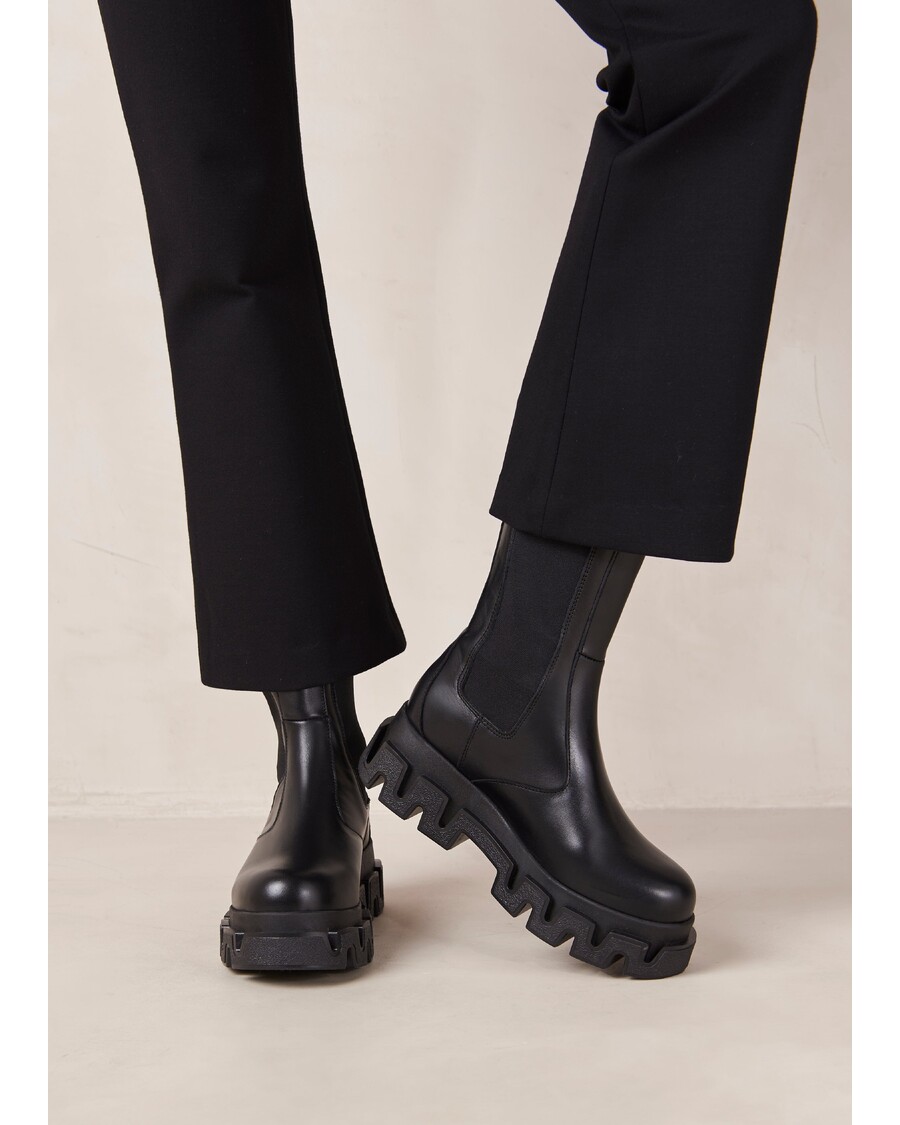 Alohas Anastasia Black Leather Ankle Boots