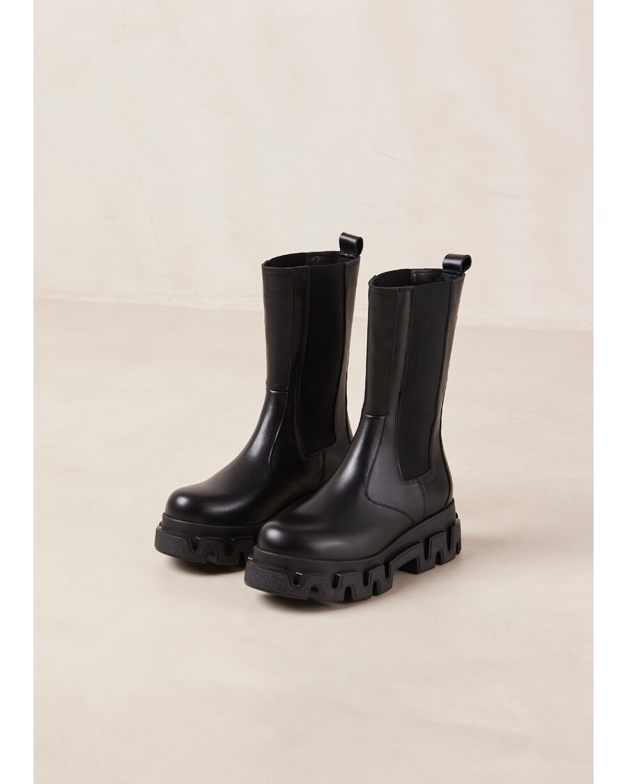 Alohas Anastasia Black Leather Ankle Boots