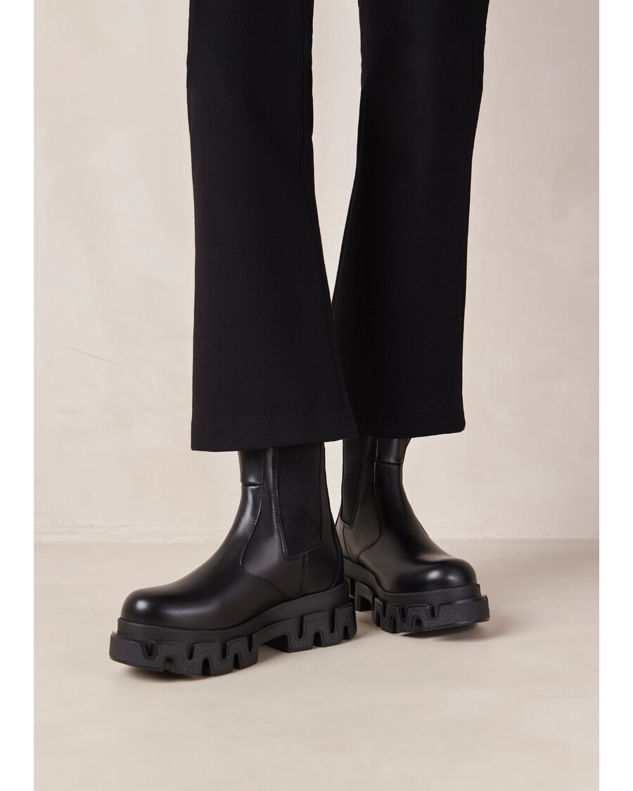 Alohas Anastasia Black Leather Ankle Boots