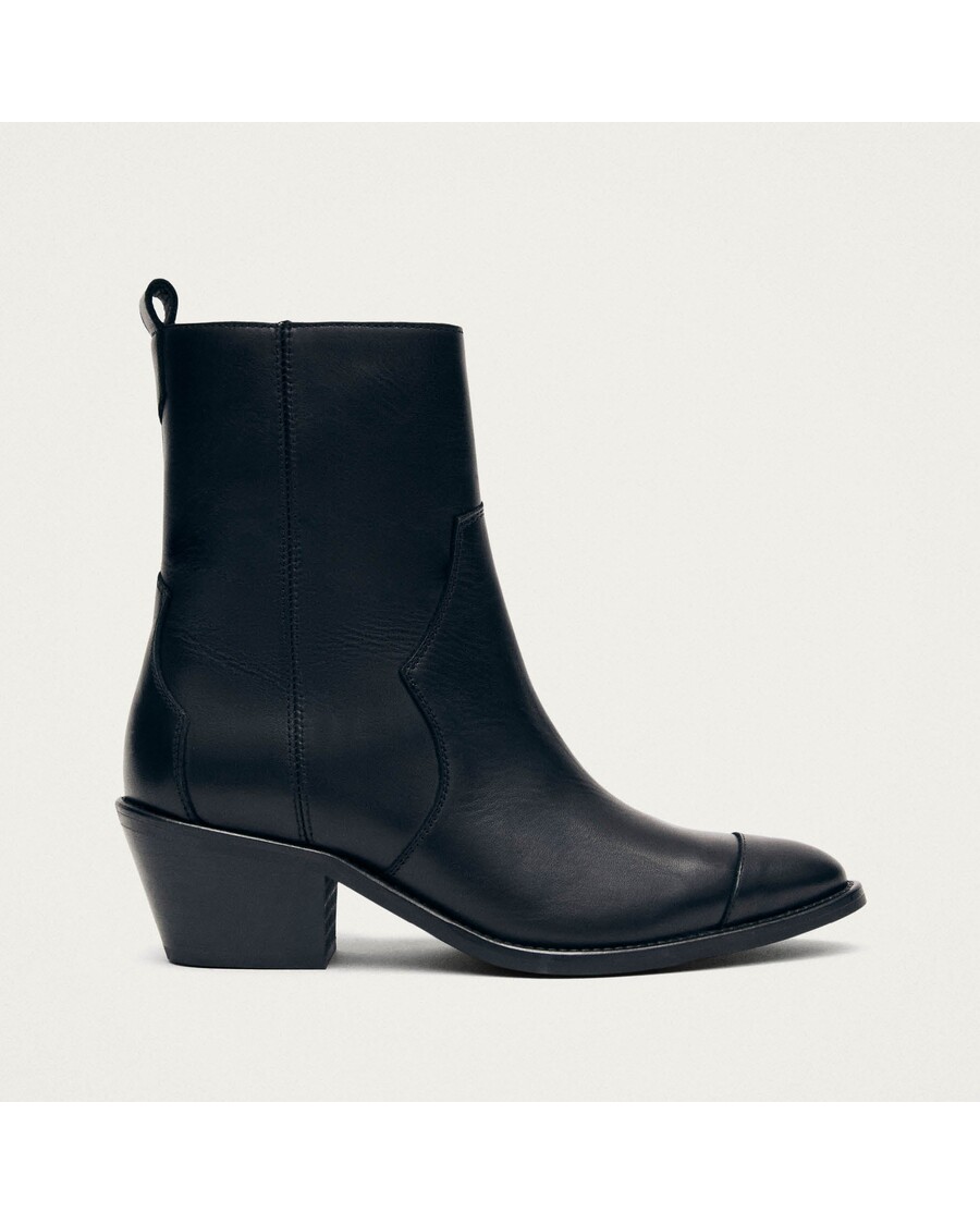 Alohas Austin Black Leather Ankle Boots