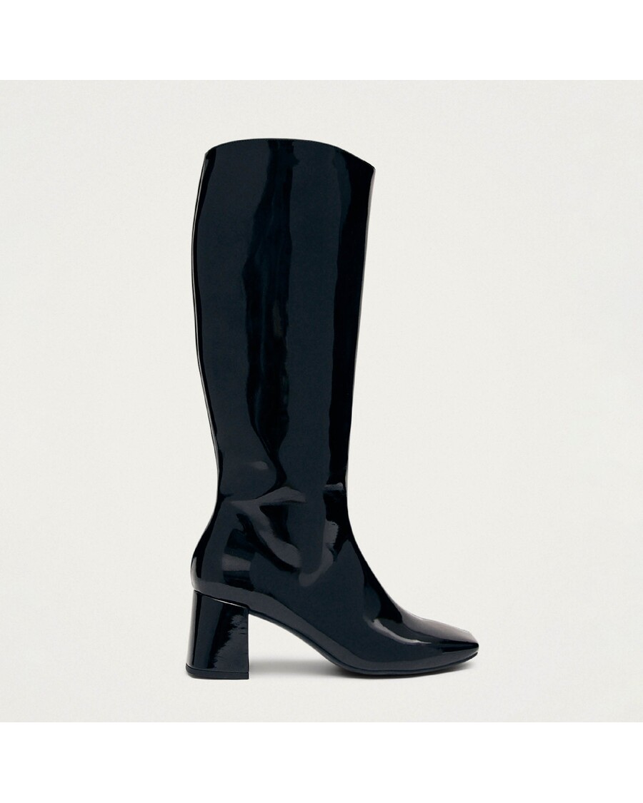 Alohas Chalk Onix Black Vegan Leather Boots