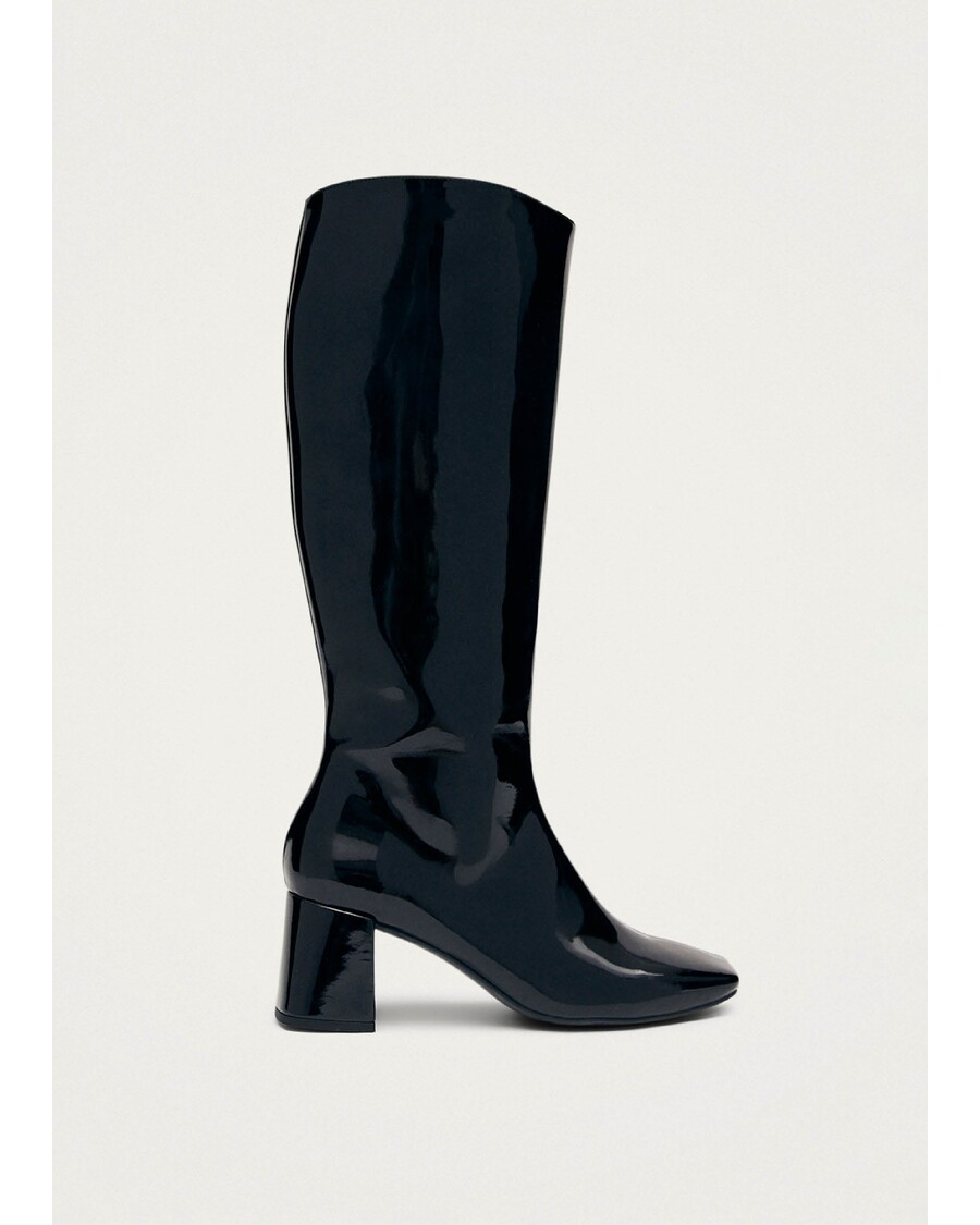 Alohas Chalk Onix Black Vegan Leather Boots