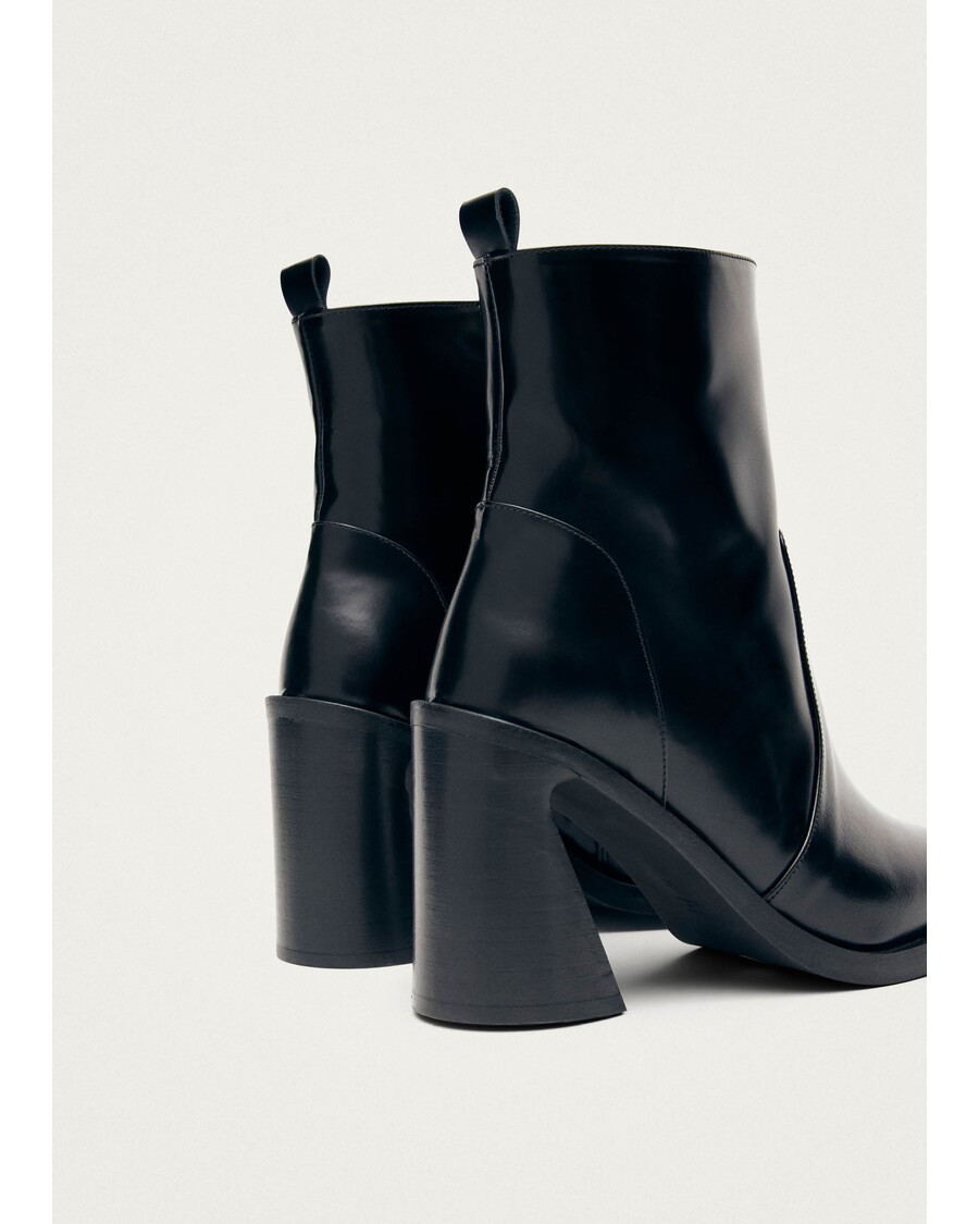 Alohas Haylo Black Leather Ankle Boots