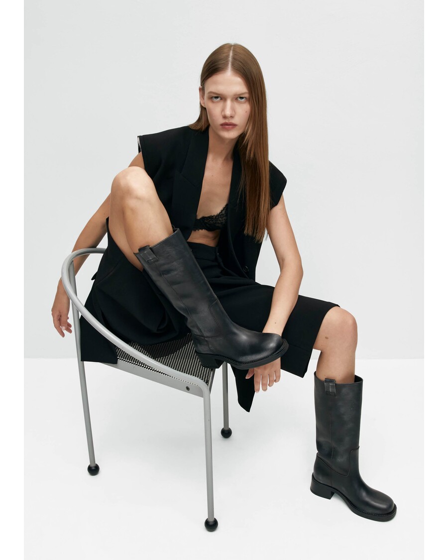 Alohas Sajan Black Leather Boots