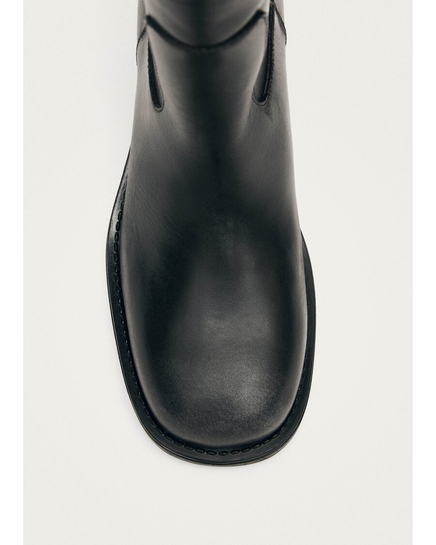 Alohas Sajan Black Leather Boots