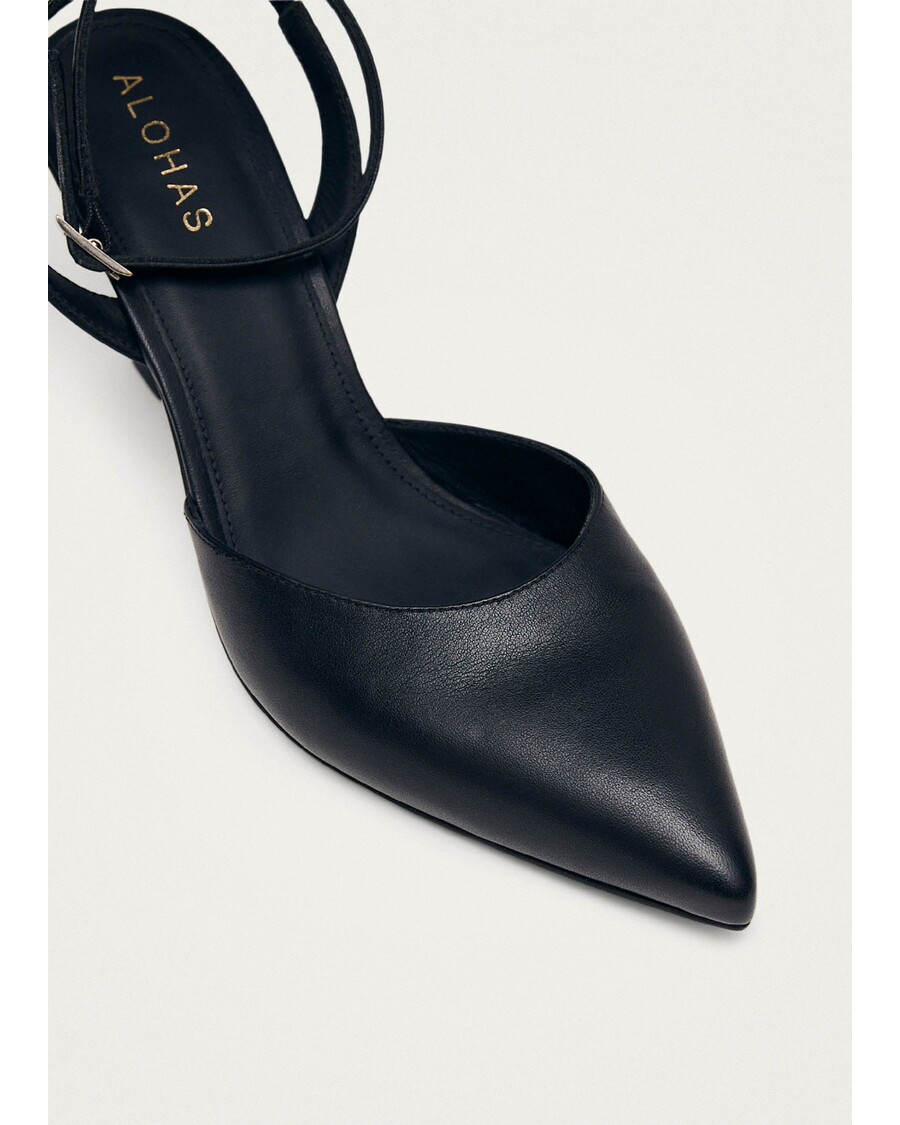 Alohas Cinderella Black Leather Pumps
