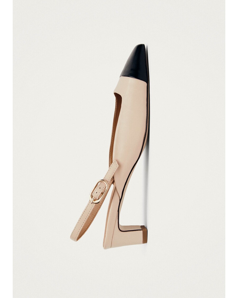 Alohas Lindy Bicolor Cream Black Leather Pumps