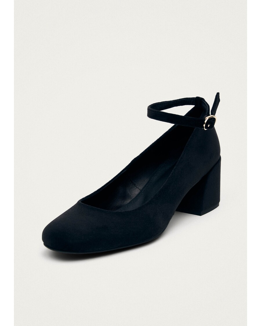 Alohas Antoine Velvet Black Pumps