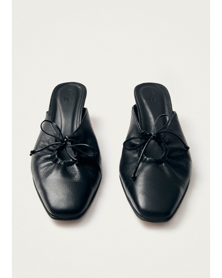 Alohas Amar Black Leather Mules