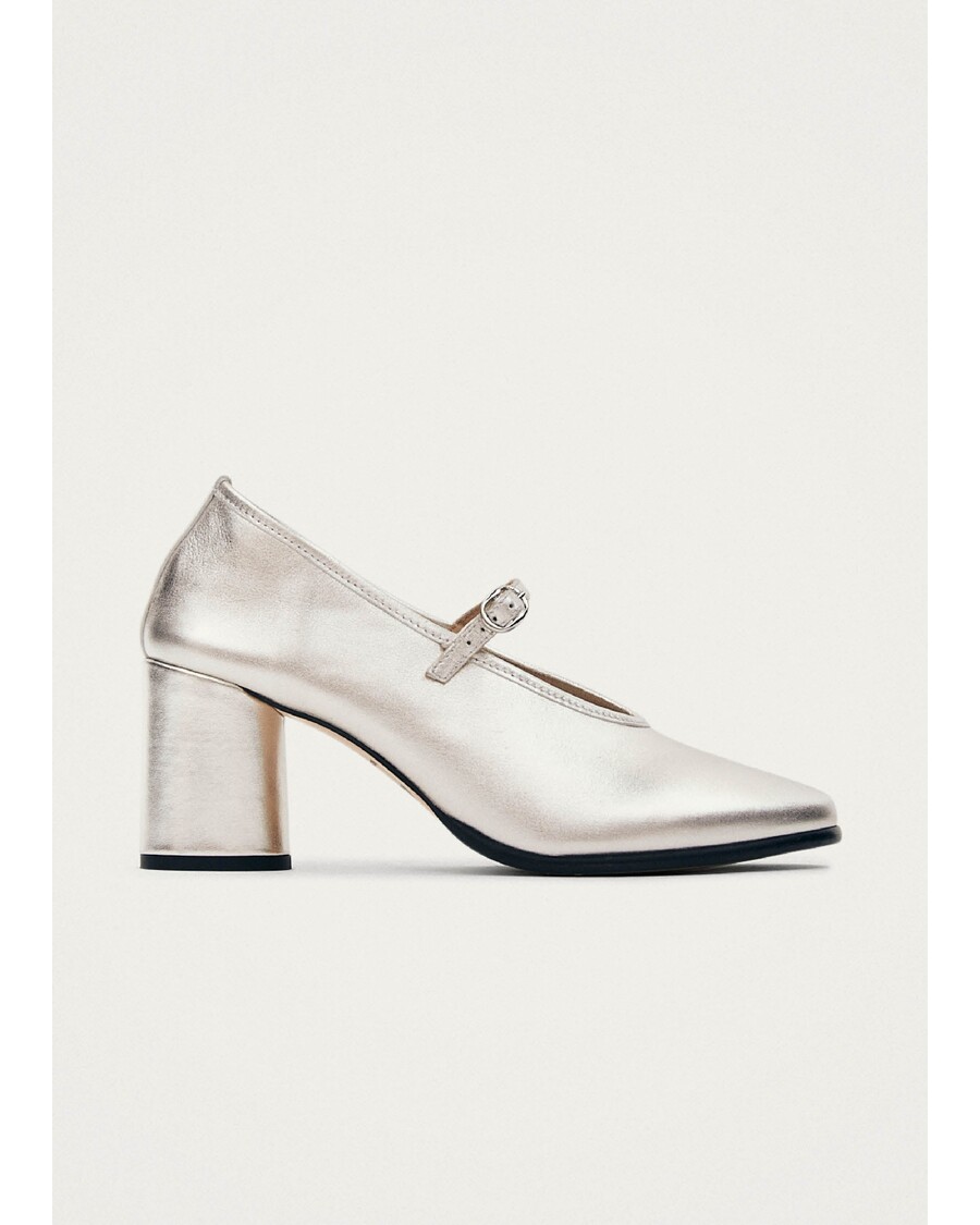 Alohas Esha Shimmer Silver Leather Pumps