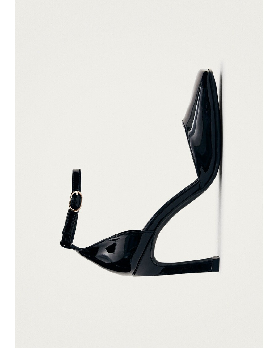 Alohas Liebe Onix Black Leather Pumps