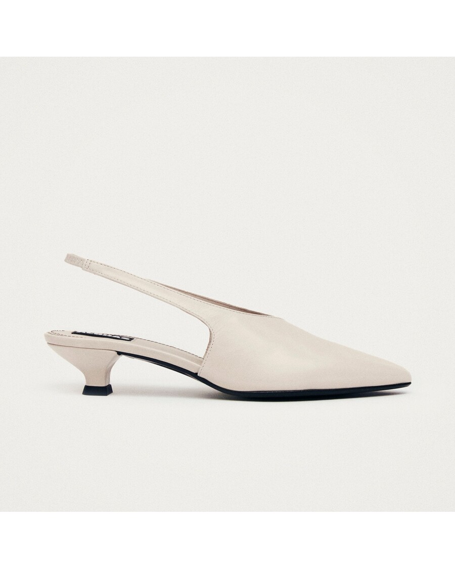 Alohas Eros Cream Leather Pumps