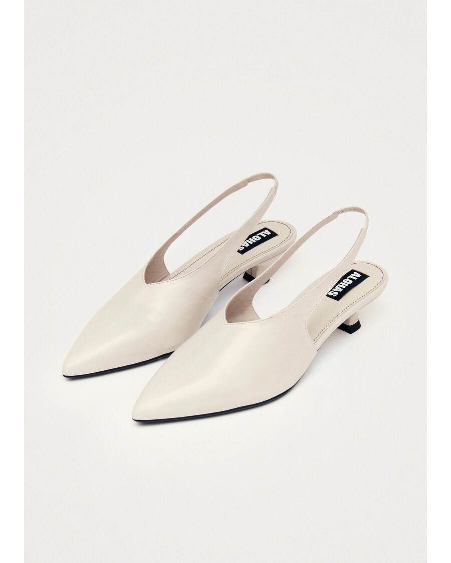 Alohas Eros Cream Leather Pumps