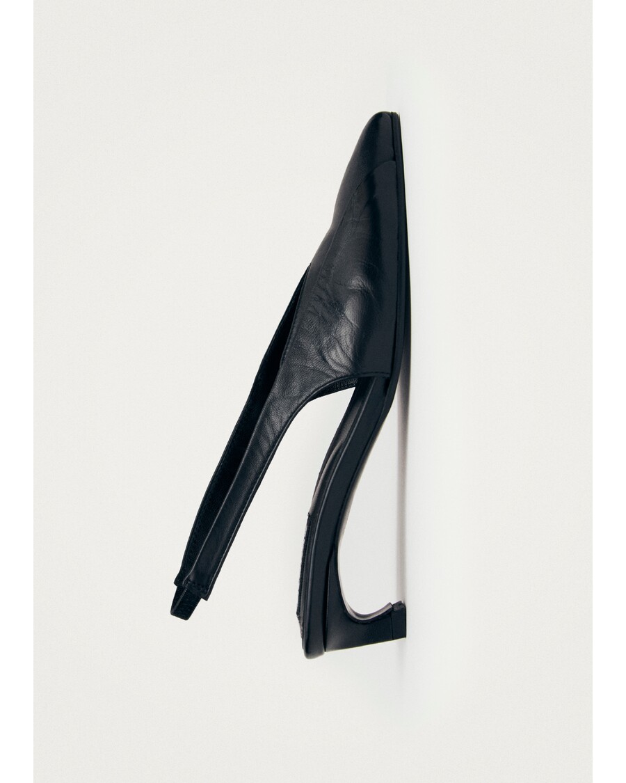 Alohas Evadne Black Leather Pumps