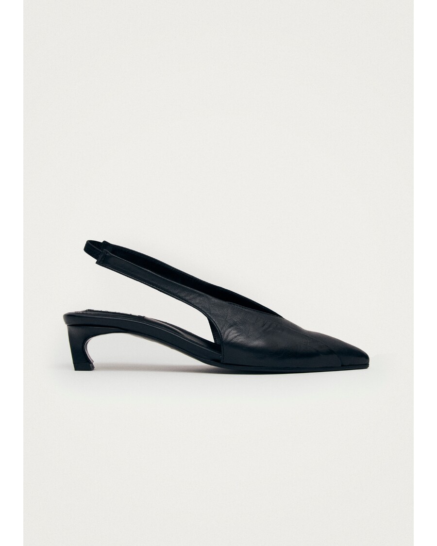 Alohas Evadne Black Leather Pumps