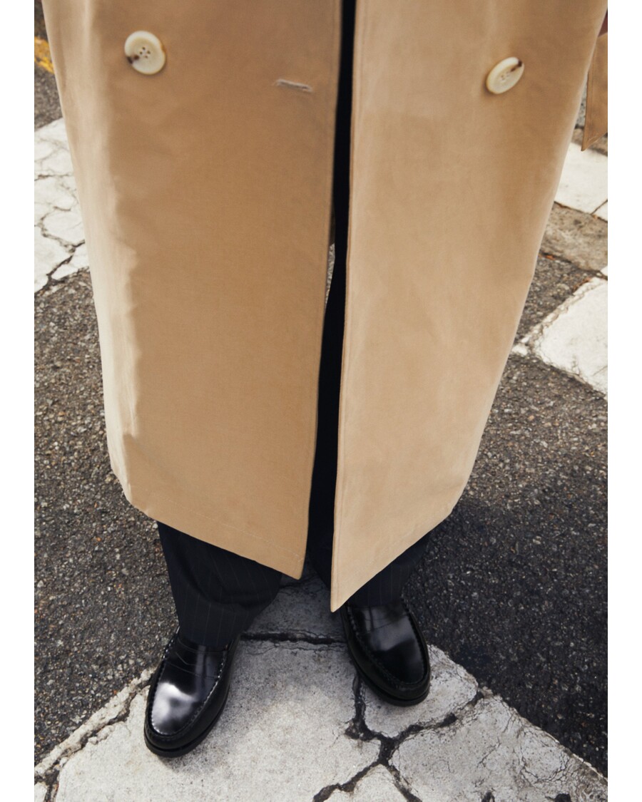 Alohas Rivet Black Leather Loafers