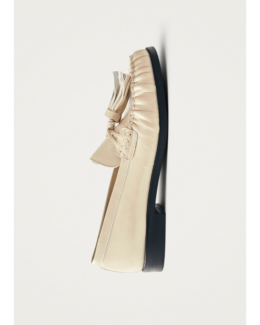 Alohas Marietta Onix Cream Leather Loafers