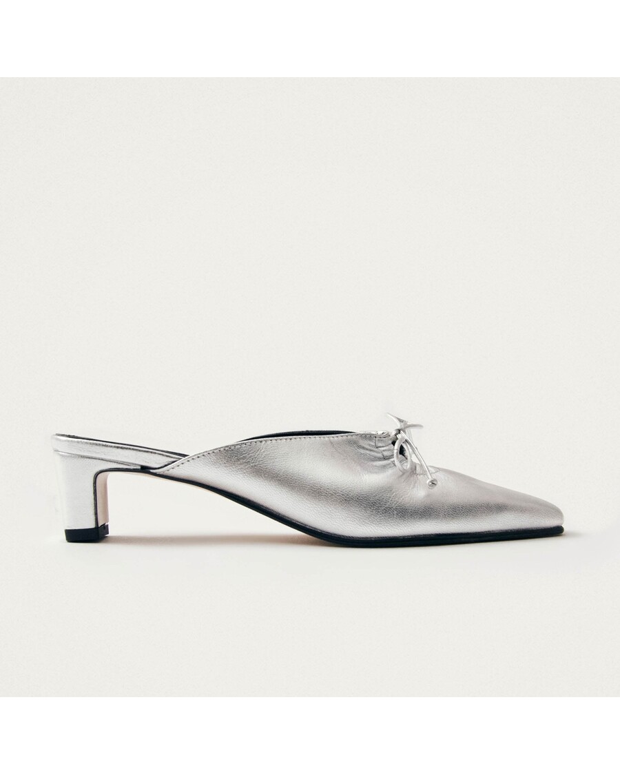 Alohas Amar Shimmer Silver Leather Mules